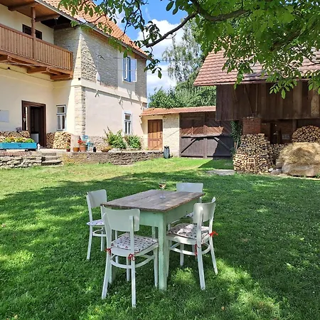 Cecetkuv Statek Apartment Vysoke Myto
