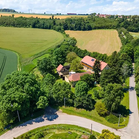 Cecetkuv Statek * Vysoké Mýto